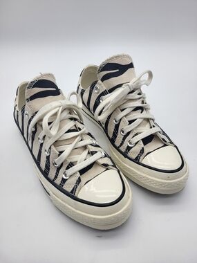Converse Low-Top Sneakers in Ivory & Black Zebra Print